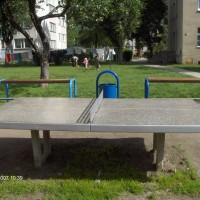 Stół betonowy do gry w tenisa stołowego ping ponga ( do wkopania) na plac zabaw
